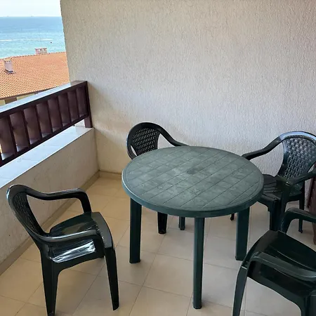 In Arena 1 With Sea View *